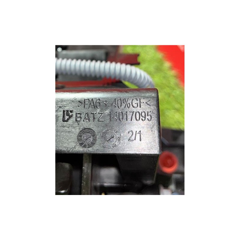 Recambio de pedal embrague para renault trafic iii furgón (06.2014) m9r z7 referencia OEM IAM 14017095  