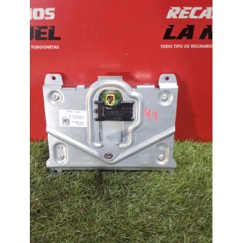 Recambio de pantalla multifuncion para ford transit courier b460 furgoneta/monovolumen 1.5 ecoblue referencia OEM IAM R2X618B955