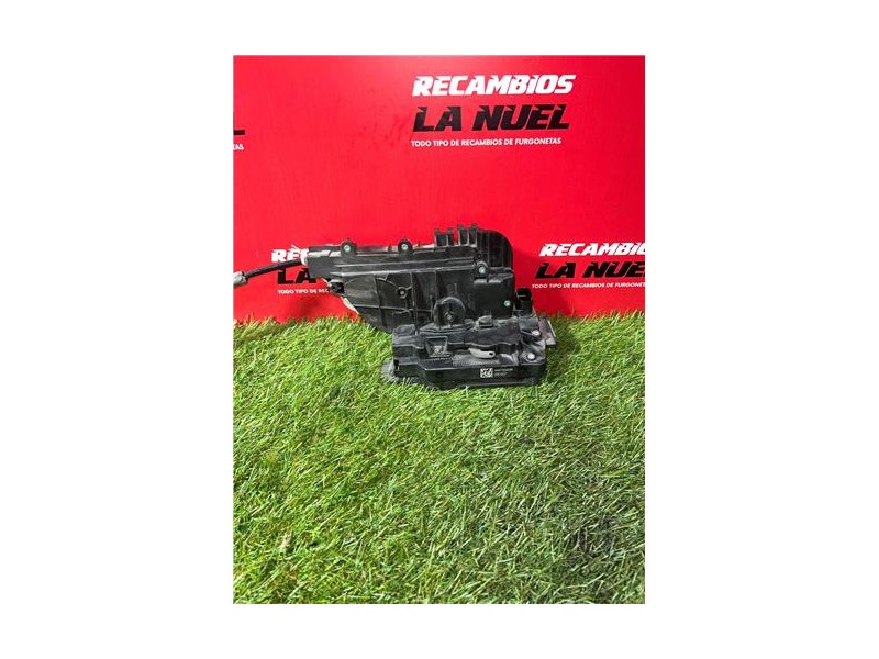Recambio de cerradura puerta delantera derecha para renault trafic iii furgón (06.2014) m9r z7 referencia OEM IAM 805024134R  