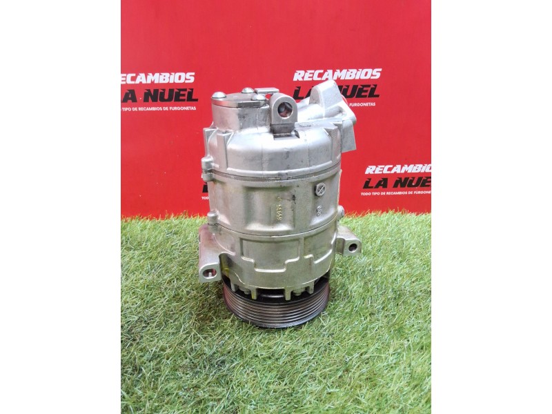 Recambio de compresor aire acondicionado para renault trafic iii furgón m9r z7 referencia OEM IAM 8200454172  