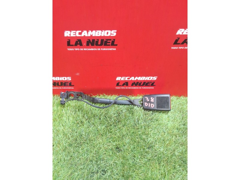 Recambio de enganche cinturon para peugeot partner furgoneta/monovolumen (k9) 1.5 bluehdi 100 referencia OEM IAM 9816315477  