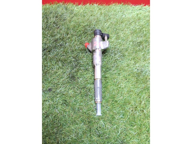 Recambio de inyector para renault master iii furgón l2h2 hka 3,5tdci diesel cat referencia OEM IAM 166009567R  