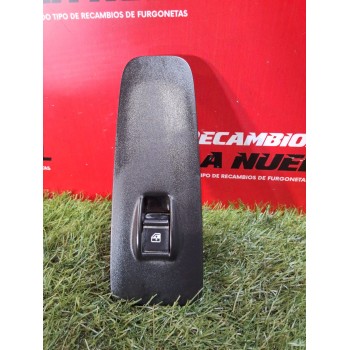 MANDO ELEVALUNAS DELANTERO DERECHO 07356765190 