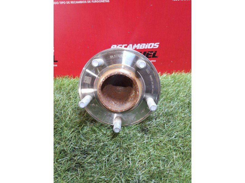 Recambio de buje delantero derecho para ford transit courier b460 furgoneta/monovolumen 1.5 ecoblue referencia OEM IAM R2XC2C299