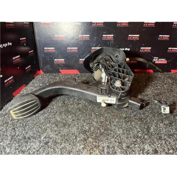 PEDAL EMBRAGUE 1607010R 