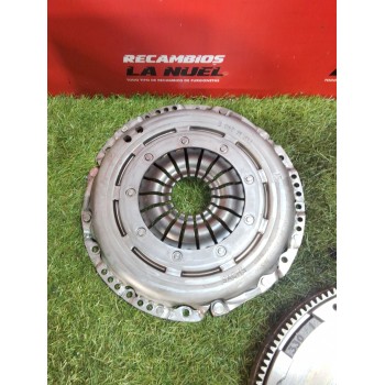 Recambio de kit embrague para volkswagen caddy v furgoneta/monovolumen (sba, sbh) 2.0 tdi bmt referencia OEM IAM 05L141015G  