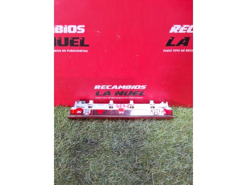 Recambio de luz central de freno para peugeot expert furgoneta (v_) 2.0 bluehdi 120 referencia OEM IAM 9811325980  