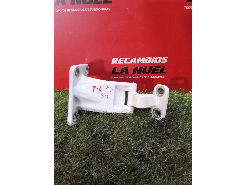 Recambio de bisagra trasera derecha alta para volkswagen caddy v furgoneta/monovolumen (sba, sbh) 2.0 tdi bmt referencia OEM IAM