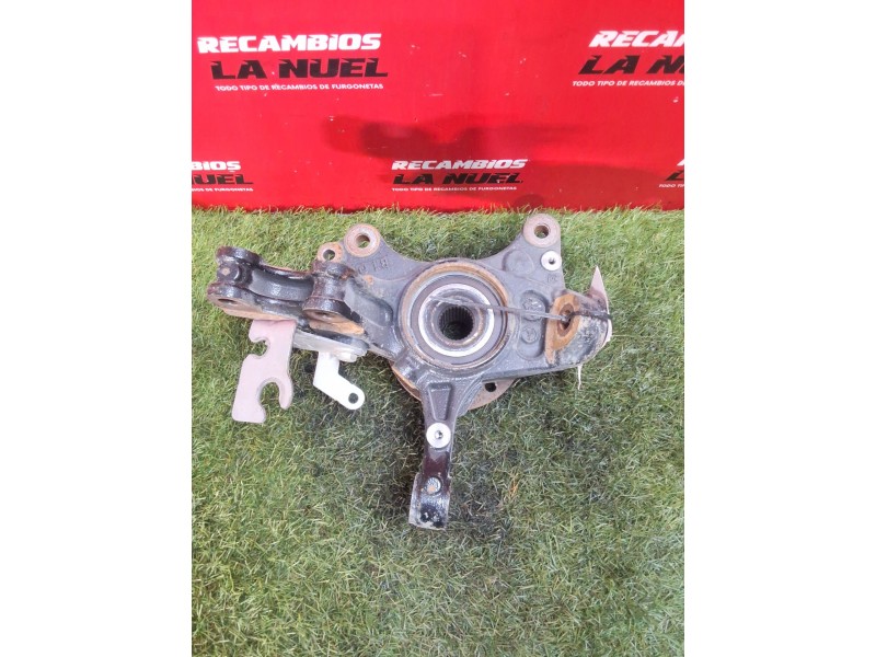 Recambio de buje delantero izquierdo para peugeot peugeot partnert yh01 referencia OEM IAM 9825606680  