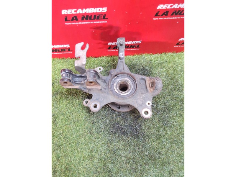 Recambio de buje delantero derecho para peugeot partner tepee yh01 referencia OEM IAM 1647857280  