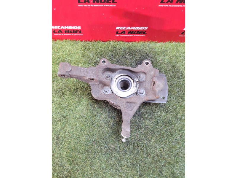 Recambio de buje delantero izquierdo para nissan nv300 camper michelangelo dci cat referencia OEM IAM   
