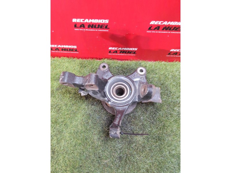 Recambio de buje delantero izquierdo para mercedes-benz vito furgón (447) 109/111 cdi worker compacta cdi cat referencia OEM IAM