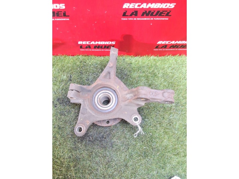 Recambio de buje delantero izquierdo para renault express advance blue dci diesel fap referencia OEM IAM 400151605R  