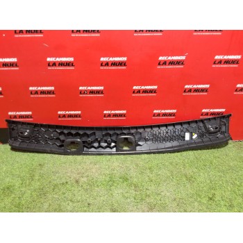 Recambio de moldura porton trasero para volkswagen caddy v furgoneta/monovolumen (sba, sbh) 2.0 tdi bmt referencia OEM IAM 2K786