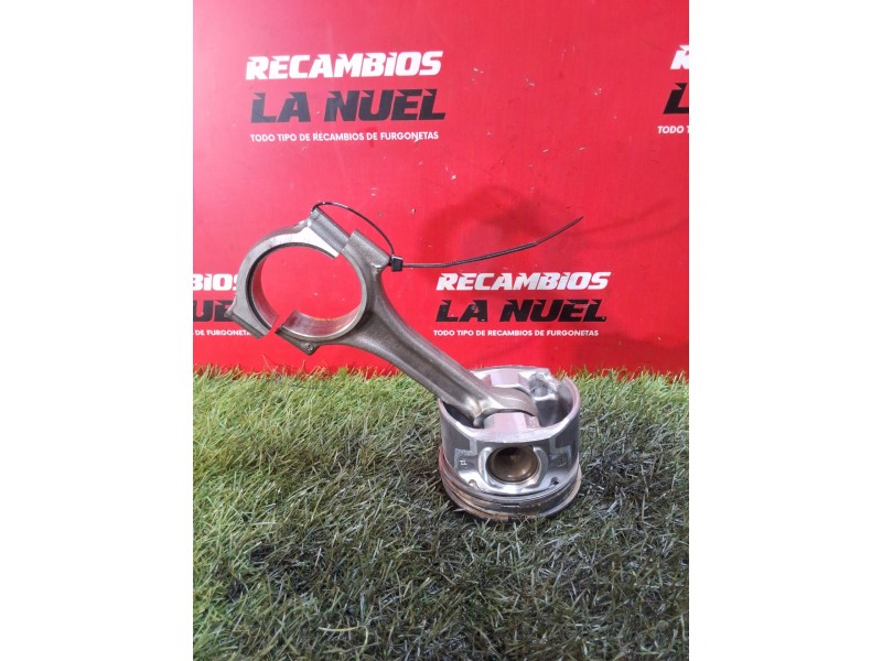 Recambio de piston para citroën jumpy iii furgoneta (v_) 1.5 bluehdi 120 referencia OEM IAM   