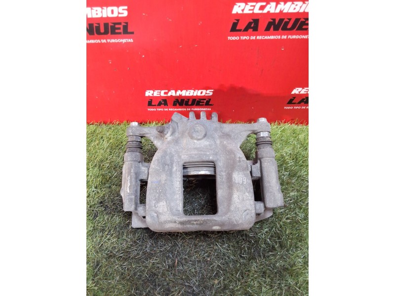 Recambio de pinza freno delantera derecha para renault trafic iii furgón m9r z7 referencia OEM IAM   