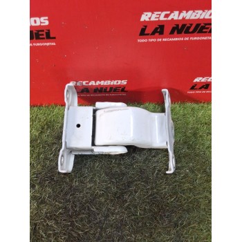 Recambio de bisagra trasera izquierda baja para renault trafic iii furgón m9r z7 referencia OEM IAM 904108626R  