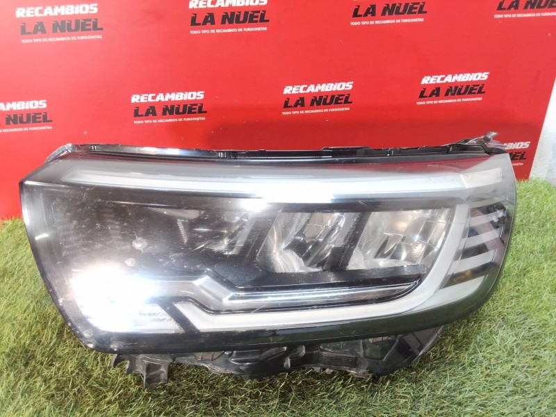 Recambio de faro izquierdo para renault kangoo iii monospace blue dci 95 (kjab) referencia OEM IAM 260608525R  
