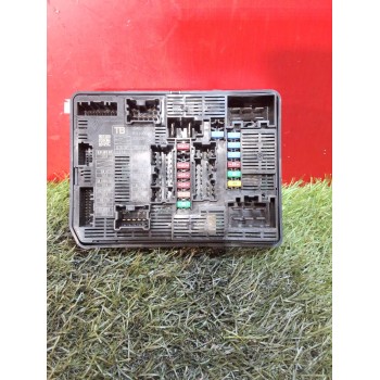 Recambio de caja reles / fusibles para renault kangoo iii monospace blue dci 95 (kjab) referencia OEM IAM 284B77366R  