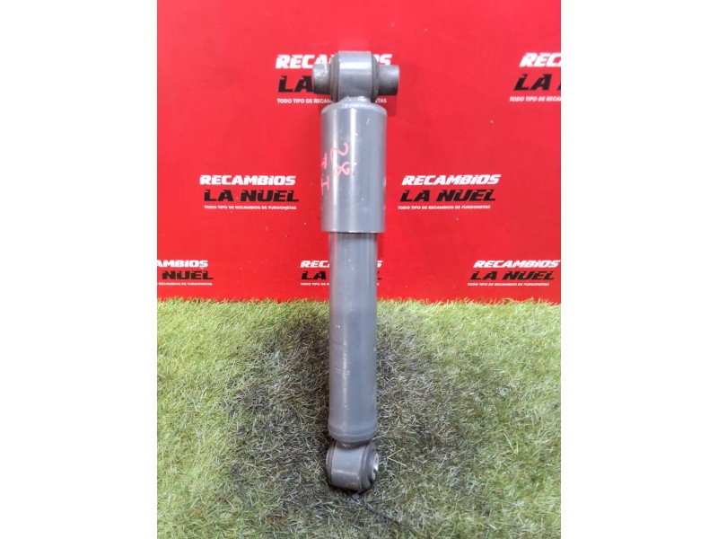 Recambio de amortiguador trasero izquierdo para iveco daily furgón fg 33 s v batalla 3520 diesel scr referencia OEM IAM 58017716