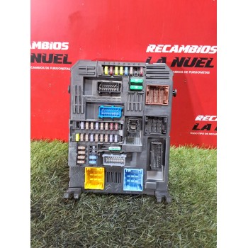 CAJA RELES / FUSIBLES 9832880280 