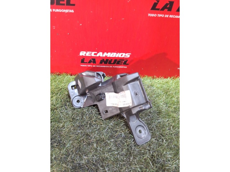 Recambio de soporte paragolpes trasero izquierdo para renault kangoo iii monospace blue dci 95 (kjab) referencia OEM IAM 8504569