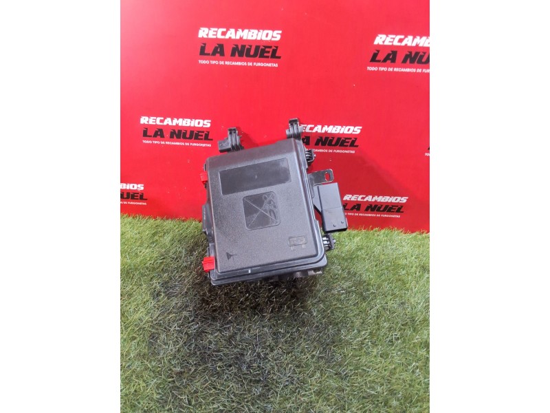 Recambio de soporte caja fusibles/rele para peugeot expert furgoneta (v_) 2.0 bluehdi 120 referencia OEM IAM   