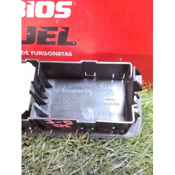 Recambio de mando elevalunas delantero izquierdo para renault kangoo iii monospace blue dci 95 (kjab) referencia OEM IAM 2541125