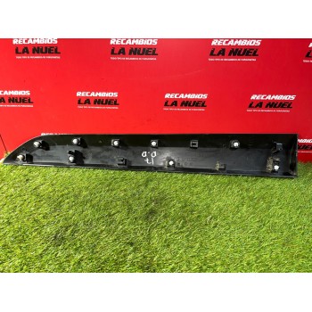 Recambio de moldura puerta delantera derecha para renault express advance blue dci diesel fap referencia OEM IAM 801867113R  