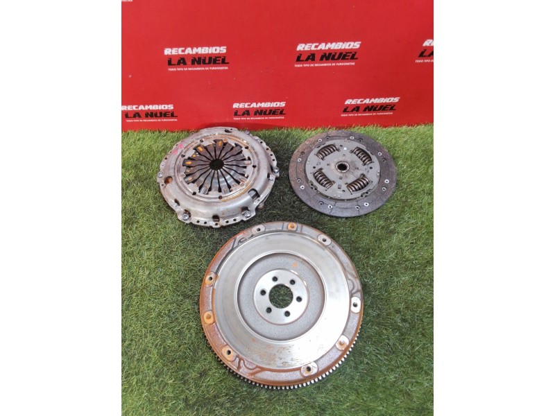 Recambio de kit embrague para peugeot partner furgoneta/monovolumen (k9) 1.5 bluehdi 100 referencia OEM IAM 9801354780 983324878
