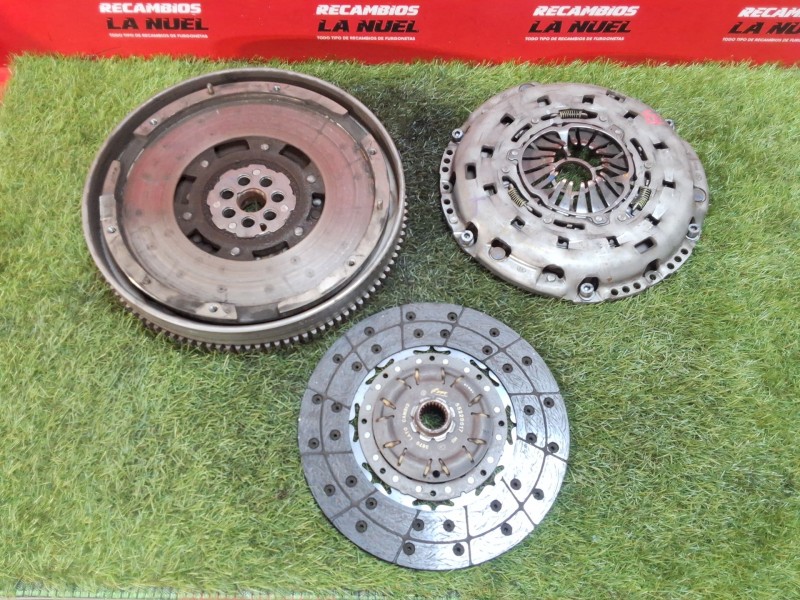 Recambio de kit embrague para fiat ducato furgoneta (250_) 130 multijet 2,3 d referencia OEM IAM 504376641 55229617 504328874