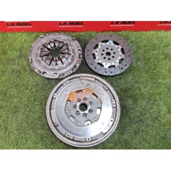 KIT EMBRAGUE 302104374R 301010007R 123107790R