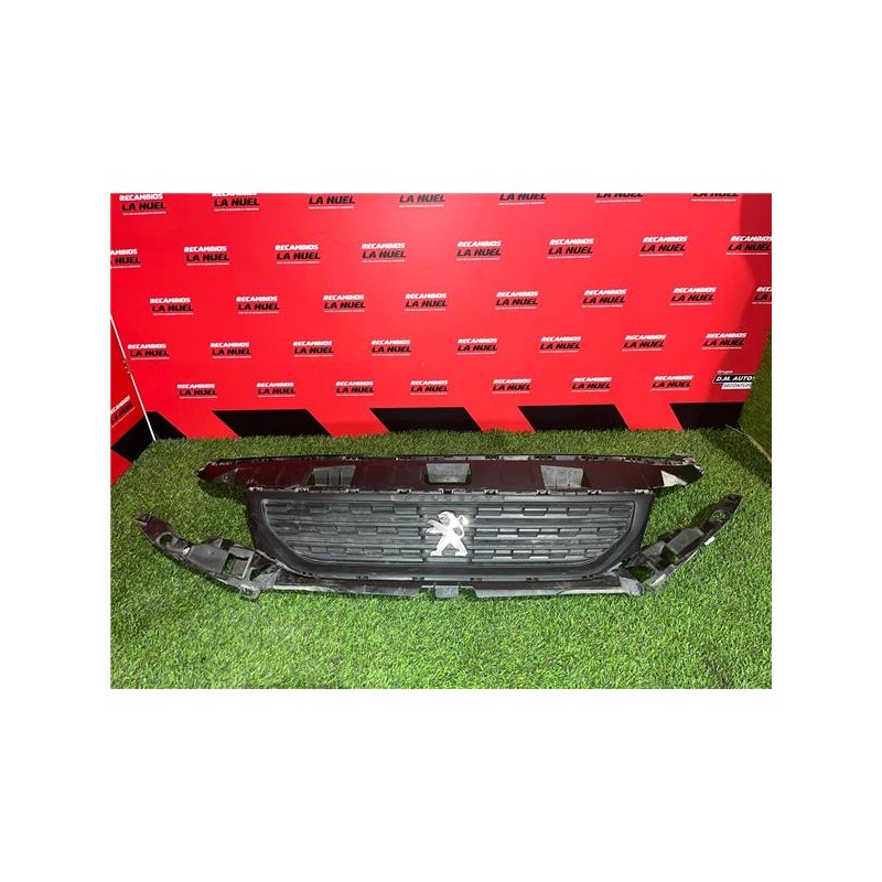 Recambio de rejilla paragolpes delantero para peugeot rifter (06.2018) 1.5 active long [1,5 ltr. - 75 kw blue-hdi fap] referenci