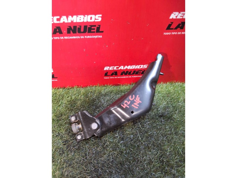Recambio de rodillo puerta corredera derecha baja para peugeot partner furgoneta/monovolumen 1.6 hdi / bluehdi 75 referencia OEM