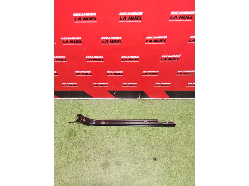 Recambio de soporte puerta corredera para peugeot partner furgoneta/monovolumen (k9) 1.5 bluehdi 100 referencia OEM IAM   