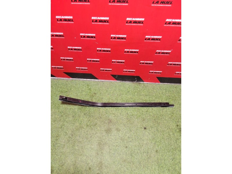Recambio de soporte puerta corredera para nissan nv300 camper michelangelo dci cat referencia OEM IAM 7700312377 7459000QAB 