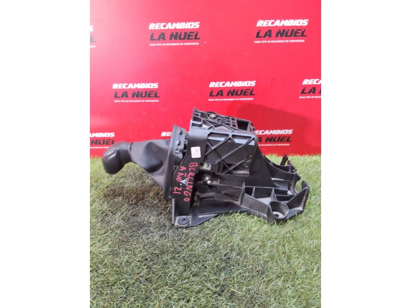 Recambio de palanca de cambio para peugeot partner furgoneta/monovolumen (k9) 1.5 bluehdi 100 referencia OEM IAM 9814652680  