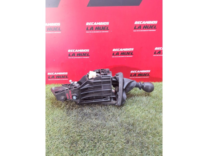 Recambio de palanca de cambio para volkswagen crafter furgón (sy/sx) furgón bm ta fwd kw tdi referencia OEM IAM 2N0711025  