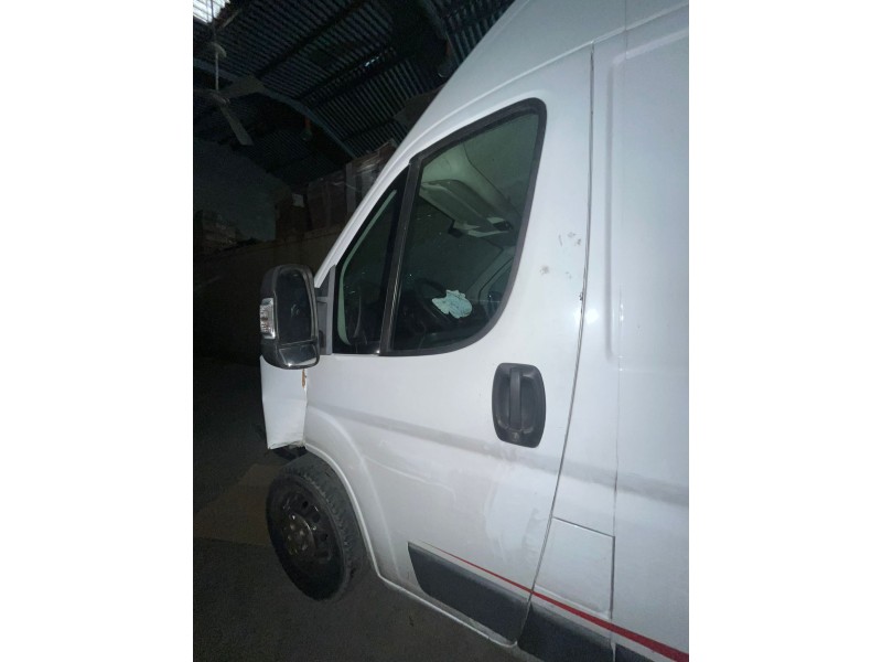 Recambio de puerta delantera izquierda para citroën jumper iii furgoneta 2.2 hdi 130 referencia OEM IAM 1682477580  