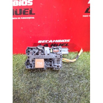 Recambio de caja reles para opel combo furgoneta/monovolumen (k9) 1.5 d referencia OEM IAM 9812661980 VB1K418930 B1K418930