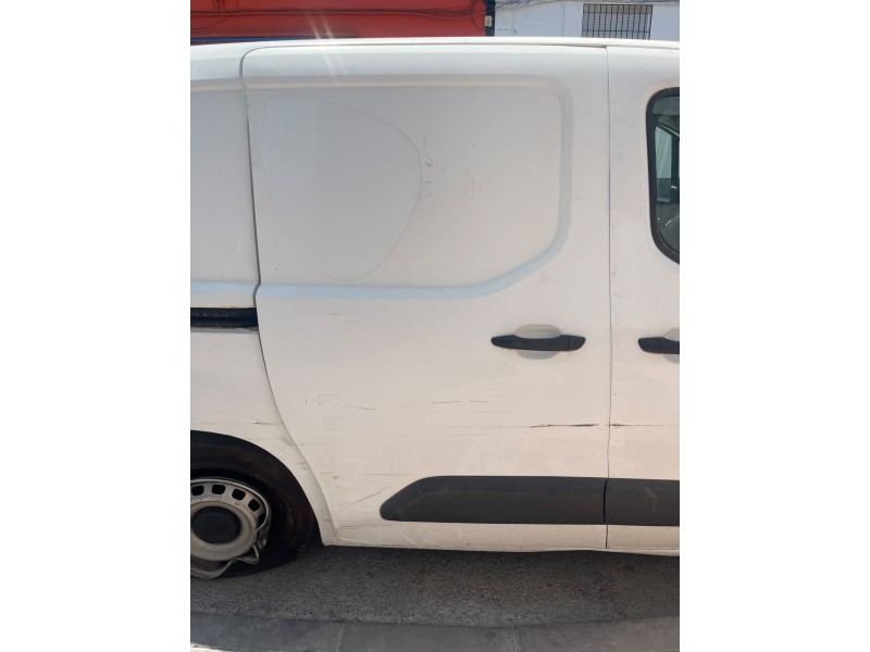 Recambio de puerta lateral corredera derecha para peugeot partner furgoneta/monovolumen (k9) 1.5 bluehdi 100 referencia OEM IAM 