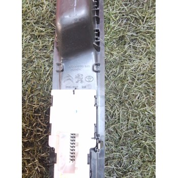 Recambio de mando elevalunas delantero izquierdo para citroën jumpy iii furgoneta (v_) 1.5 bluehdi 120 referencia OEM IAM 981444