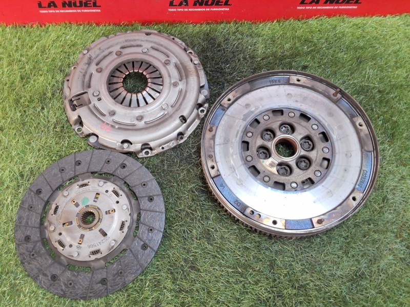 Recambio de kit embrague para fiat doblo autobús (263_) 1.6 d multijet (263axn1b) referencia OEM IAM   