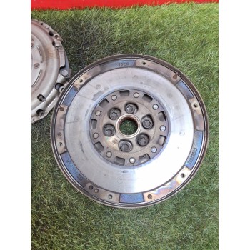 Recambio de kit embrague para fiat doblo autobús (263_) 1.6 d multijet (263axn1b) referencia OEM IAM   