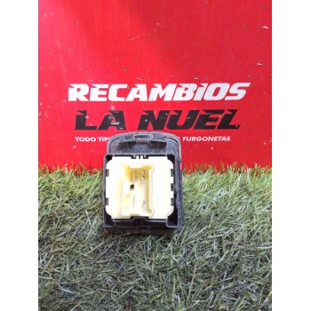 Recambio de mando elevalunas delantero izquierdo para renault trafic iii furgoneta (fg_) 2.0 dci 130 (fgmy) referencia OEM IAM 2