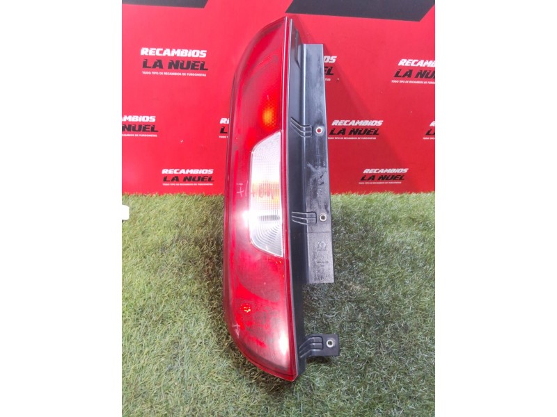 Recambio de piloto trasero izquierdo para fiat doblo autobús (263_) 1.6 d multijet (263axn1b) referencia OEM IAM 52044718  