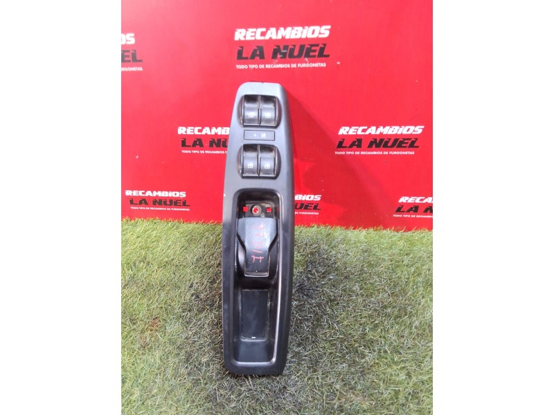 Recambio de mando elevalunas delantero izquierdo para fiat doblo autobús (263_) 1.6 d multijet (263axn1b) referencia OEM IAM   