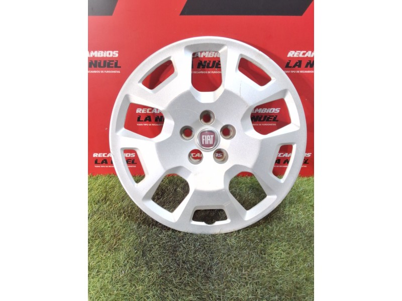 Recambio de tapacubos para fiat doblo autobús (263_) 1.6 d multijet (263axn1b) referencia OEM IAM 51983639  