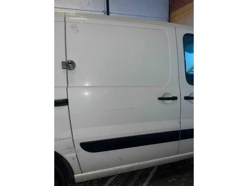 Recambio de puerta lateral corredera derecha para peugeot expert furgoneta (vf3a_, vf3u_, vf3x_) 1.6 hdi 90 8v referencia OEM IA