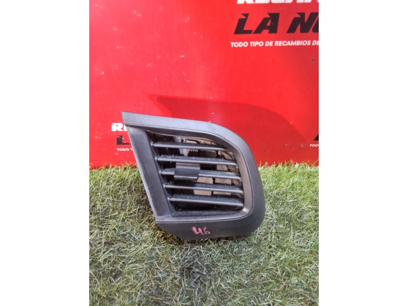 Recambio de aireador para peugeot expert furgoneta (v_) 2.0 bluehdi 120 referencia OEM IAM GEO034987 MOU021632 